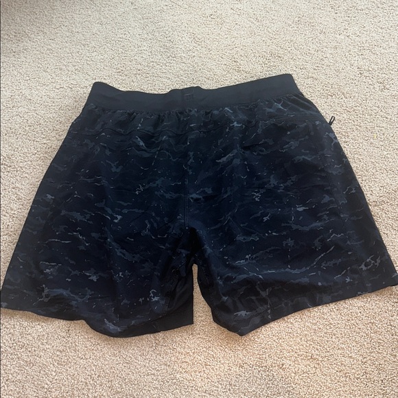 Lululemon athletic shorts - Picture 6 of 11